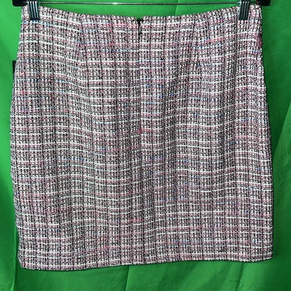 NWT Bagatelle Skirt size Medium- Flaw - Picture 3 of 9